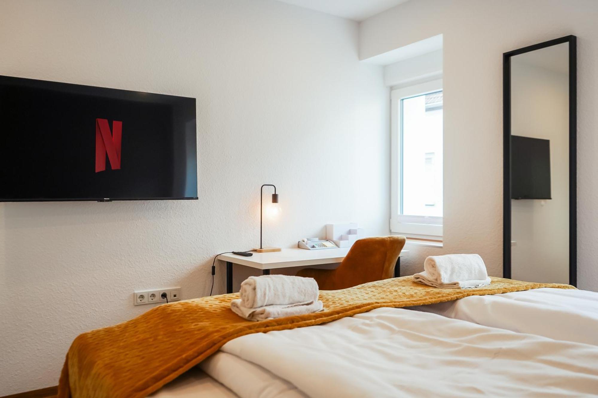 7Seas Boutique Aparthotel Homburg - Stilvoll, Digital & Ideal Fuer Familie & Business エクステリア 写真