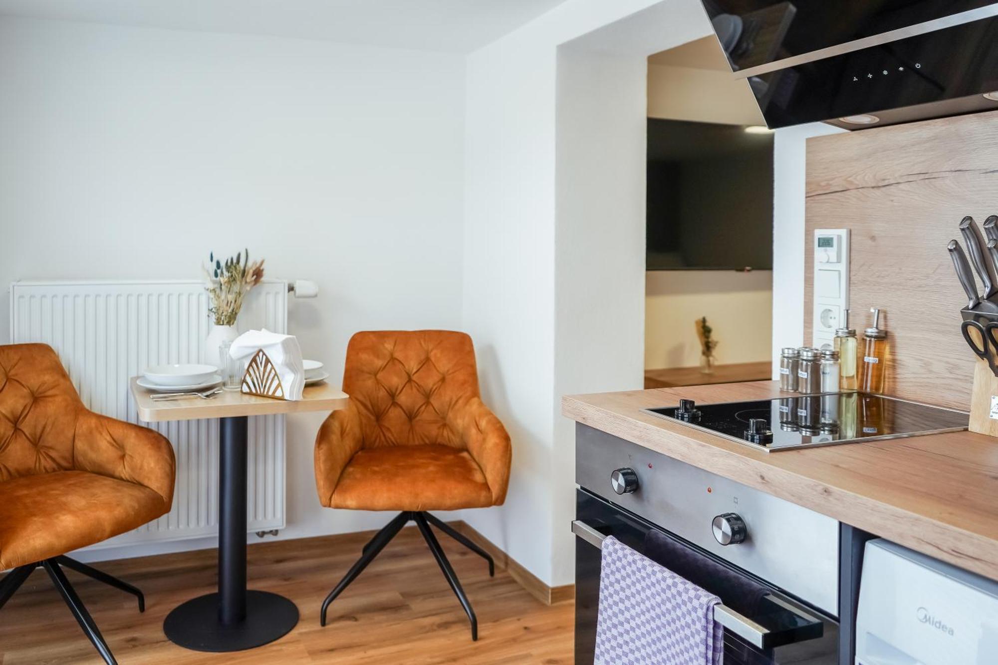 7Seas Boutique Aparthotel Homburg - Stilvoll, Digital & Ideal Fuer Familie & Business エクステリア 写真